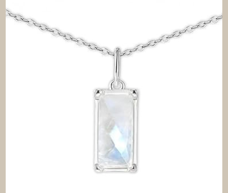 10 Best Moonstone Necklaces for 2026